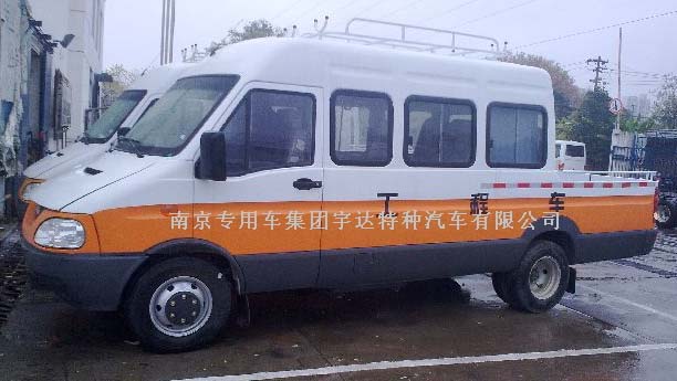 NJ5048XGC733依维柯都灵电力工程车